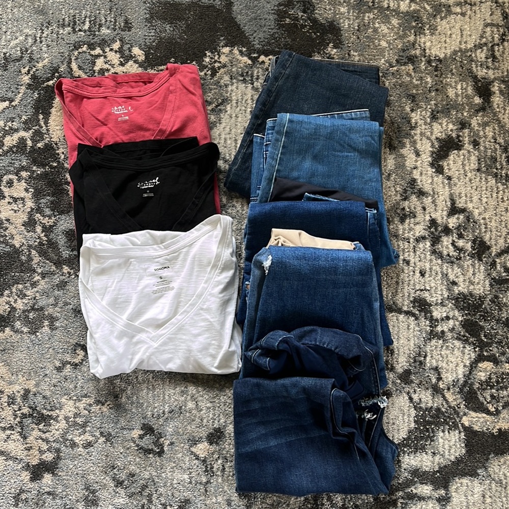 Maternity basics bundle: 5x jeans (various waistbands) + 3x tees
